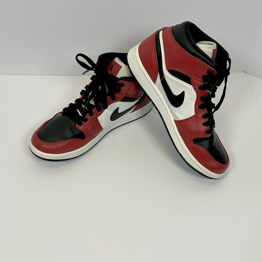 Nike Jordan 1 Mid-Top Sneaker Size 7.5Y Black Red White Leather 554724-069
